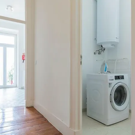 Taste Of Honey - At Avenida Cr2D Apartment Lisbon
