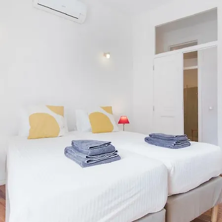 Taste Of Honey - At Avenida Cr2D Apartment Lisbon